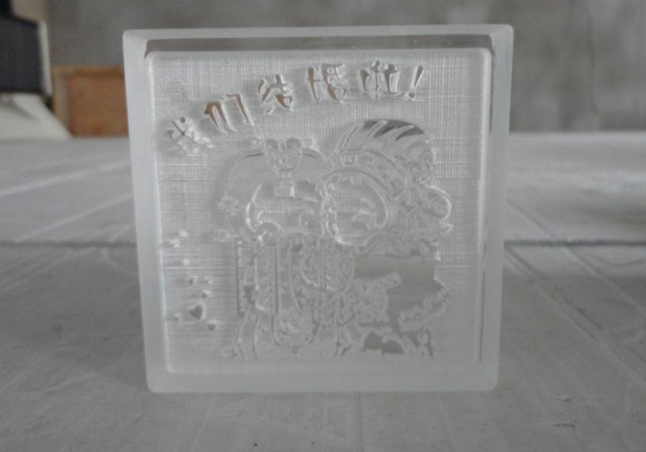 激光打標(biāo)機(jī)在透明塑料袋中的應(yīng)用有哪些？  第2張